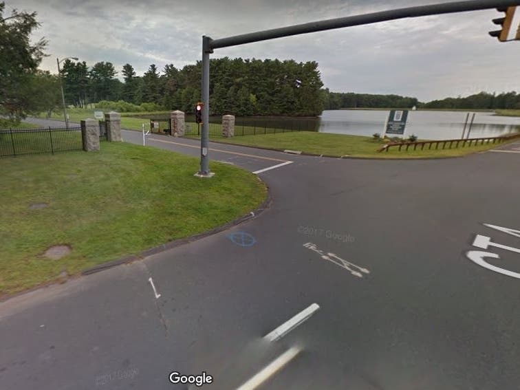 https://patch.com/img/cdn20/users/21821499/20190912/030640/styles/patch_image/public/a-reservoir-in-west-hartford-on-farmington-avenue-credit-google-maps___12143851259.jpg