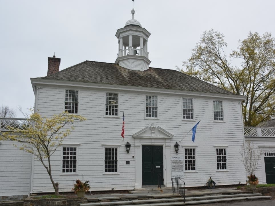 Fairfield Town Hall