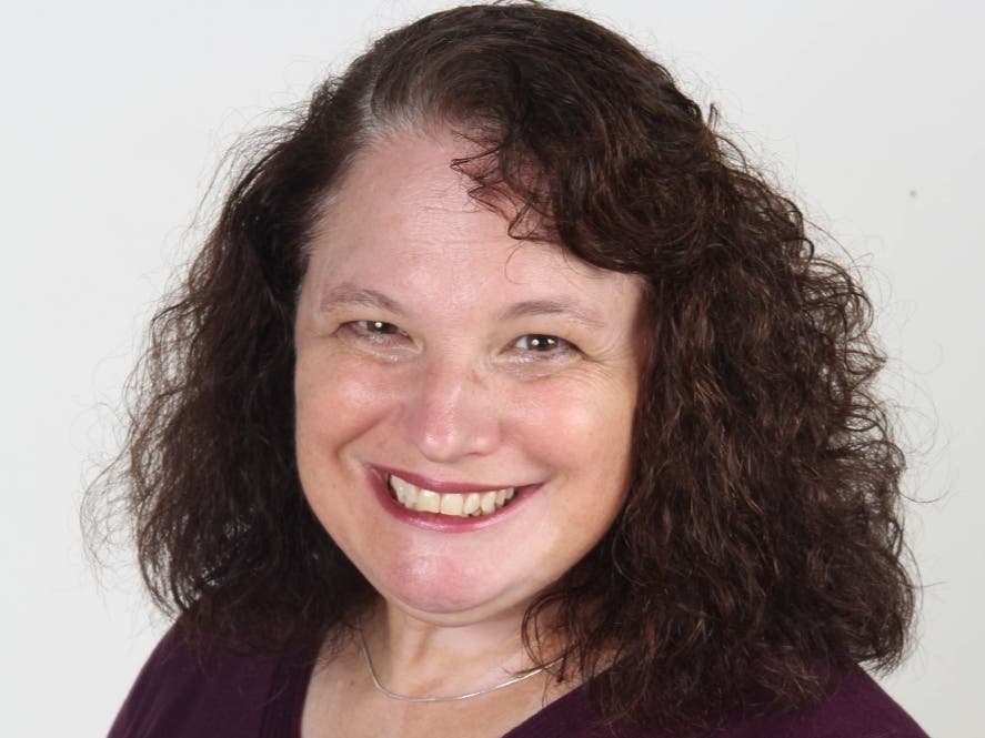 Sharon Pistilli is seeking re-election to the Representative Town Meeting.