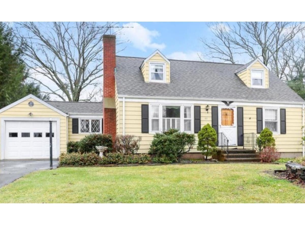4Bedroom 'Oversized Cape' For Sale In Fairfield Fairfield, CT Patch