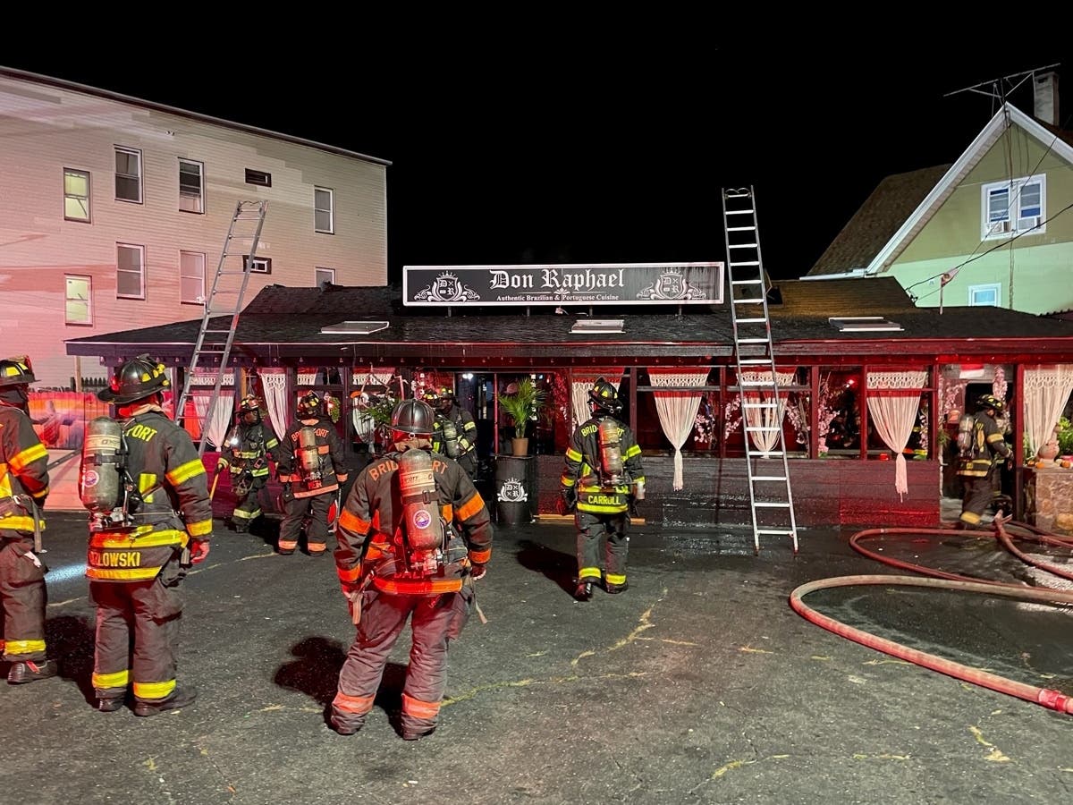 Bridgeport Firefighters Extinguish Building Fire On Oak Street: FD ...