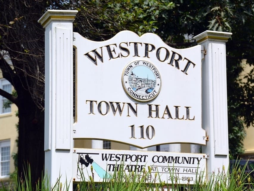 Westport ​Public Works Director Peter Ratkiewich will retire effective Aug. 31,​ according to First Selectman Kevin Christie.