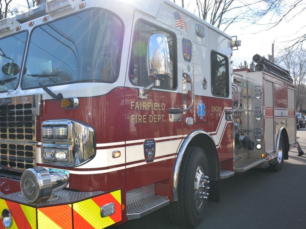 Firefighter Suffers Minor Injury In House Fire In Fairfield: Update
