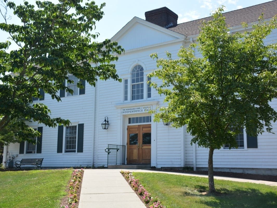 Here are highlights from the Fairfield Board of Selectperson's May 5 meeting.