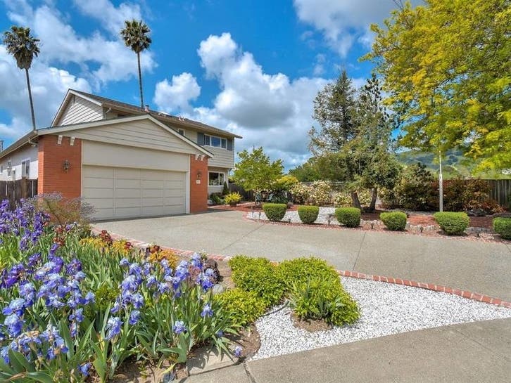 Tranquil Rancho Palos Verdes Estate; PoolsAPlenty Wow Houses