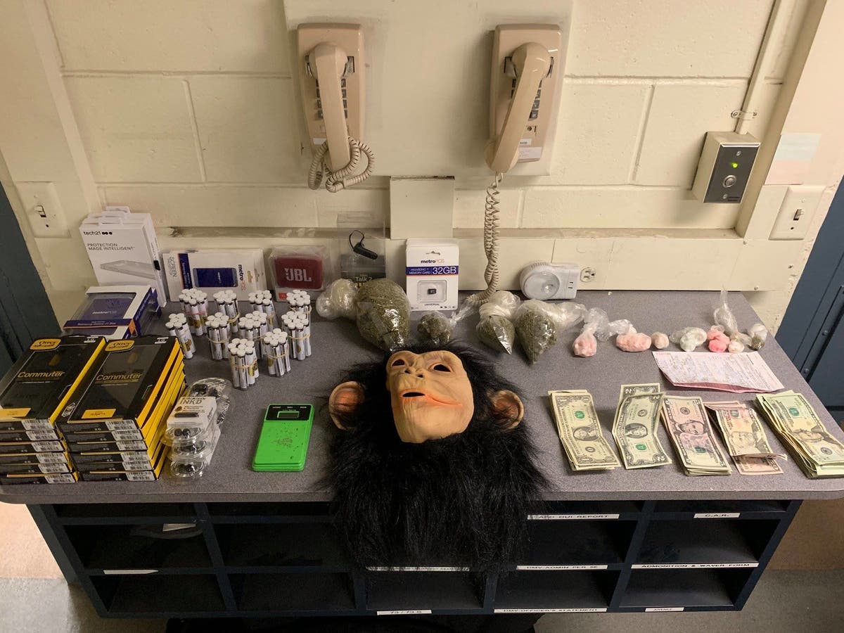 Drugs, mask, other items seized during arrest in Alameda.