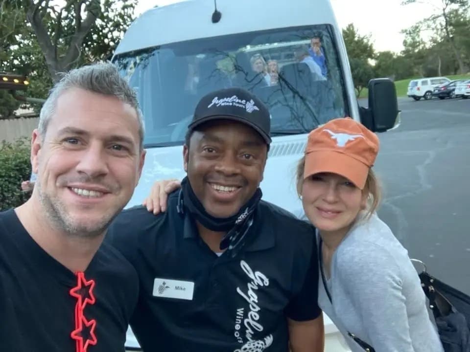 During last weekend's tour, Ant Anstead (l.) mugged for a selfie with Mike Miles and Renee Zellweger (r.). 