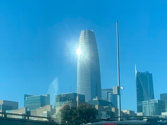 Salesforce Tower in San Francisco reflects the afternoon sun.