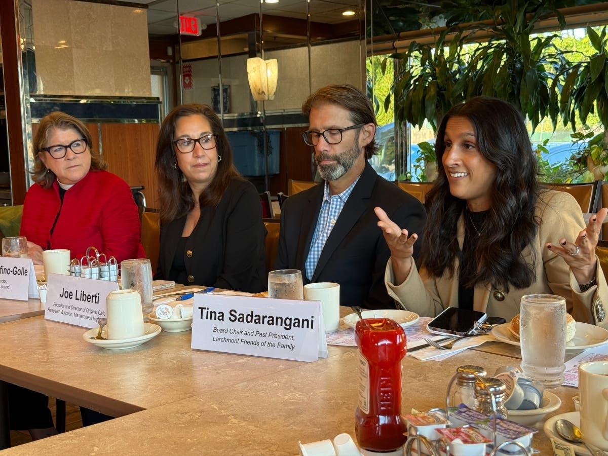 From left to right: Rev. Lisa Mason, Gloria Spedafino-Golle, Joe Liberti, and Tina Sadarangani