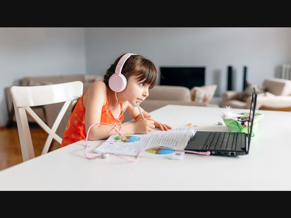 The 'Internet Essentials Partnership Program' enables cities, school districts, and community-based organizations to connect large numbers of low-income students to the Internet to support distance learning