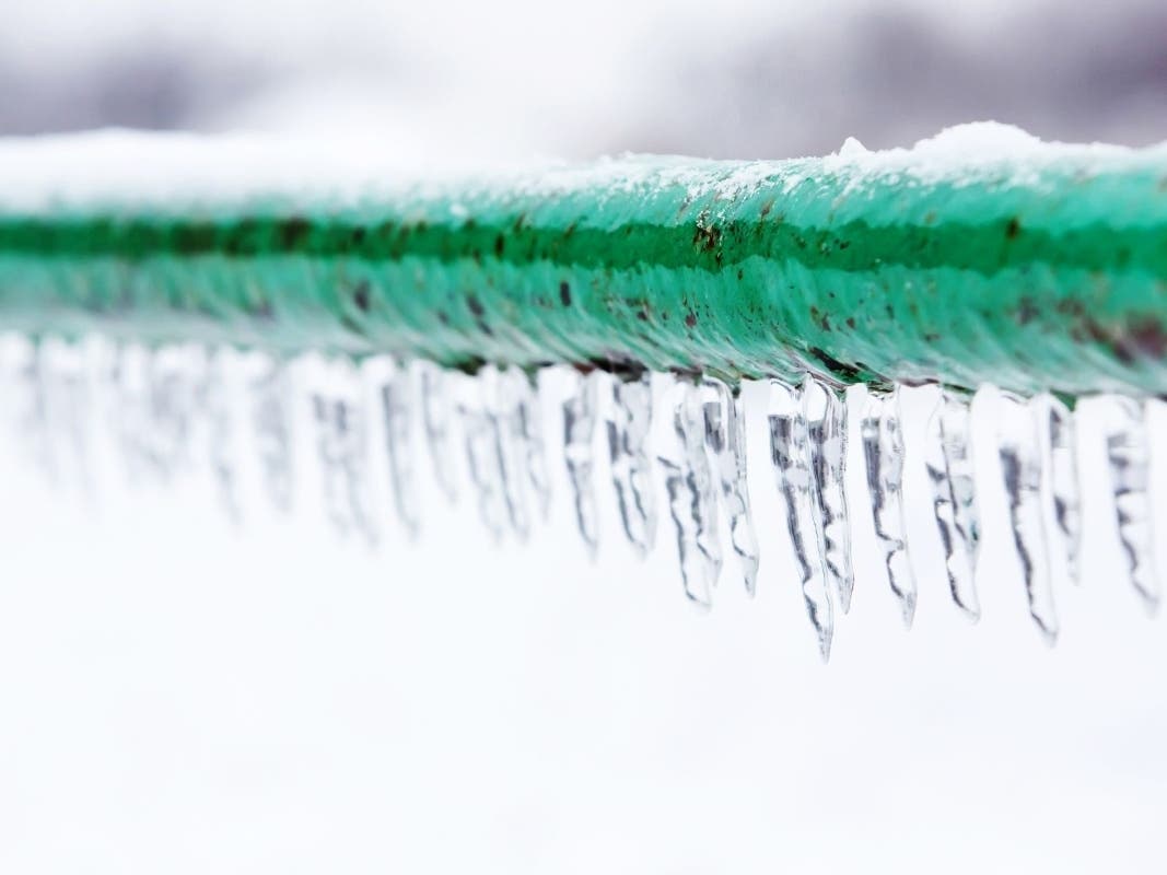 Insulating pipes can prevent unwanted disasters during the cold weather months. 