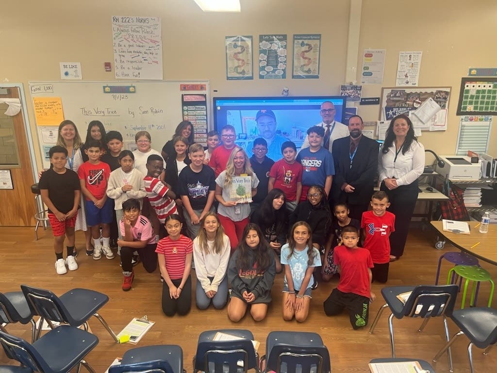 Author/Illustrator Sean Rubin virtually visits Jaimie MacDonald’s Pulaski Street Intermediate School class