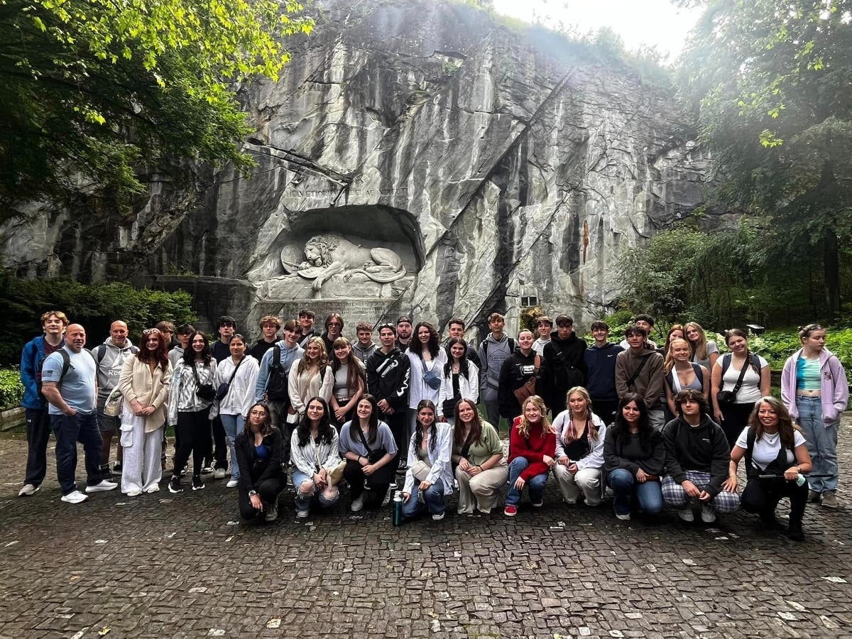 https://patch.com/img/cdn20/users/22096423/20240821/011036/styles/patch_image/public/csd-pr-europe-trip-photo-1___21130638663.jpg