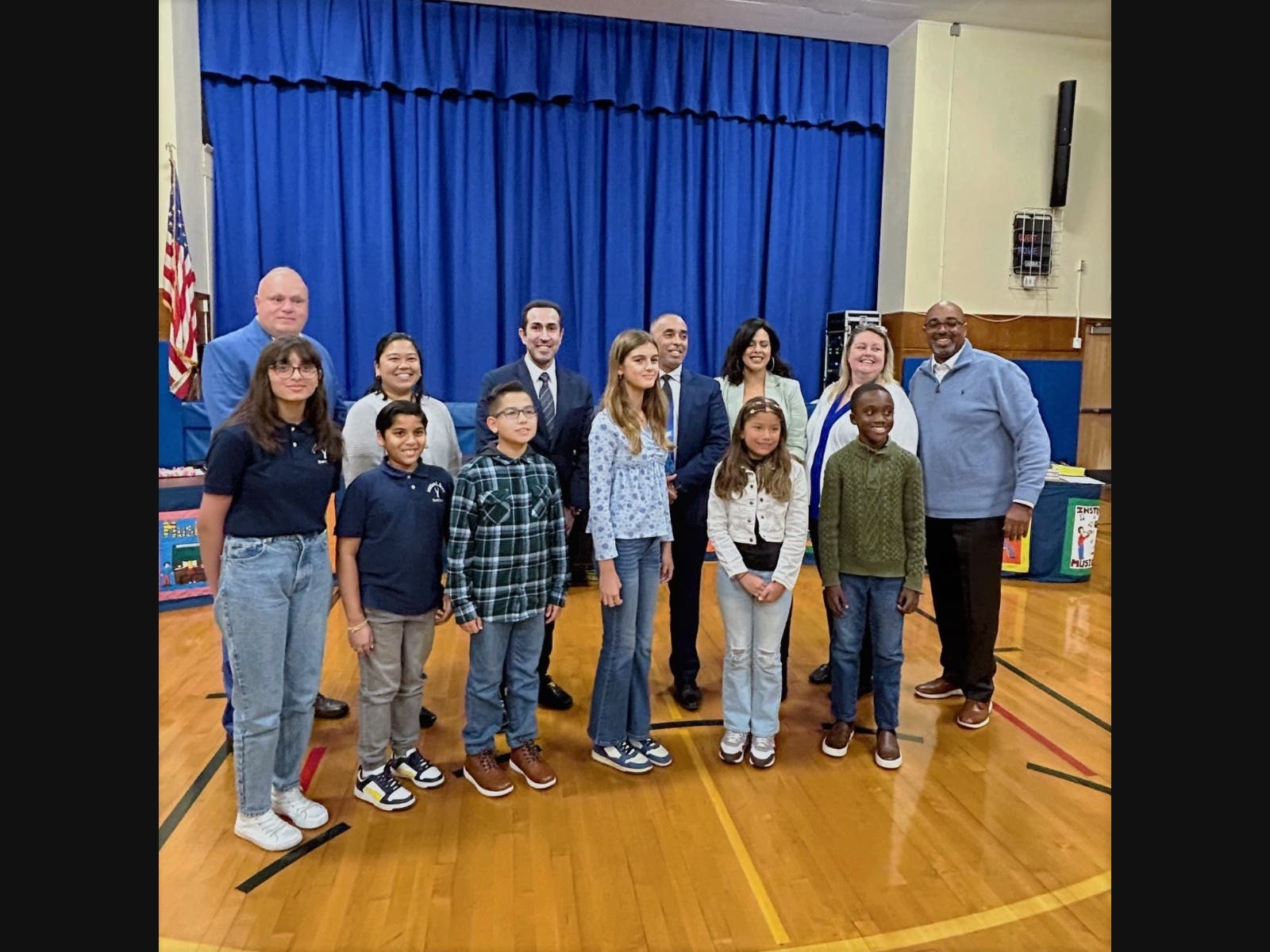 News small post card thumbnail