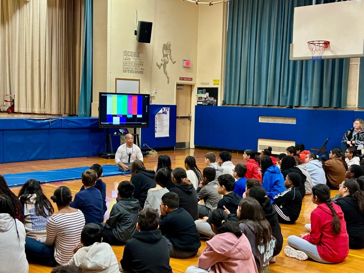 News small post card thumbnail