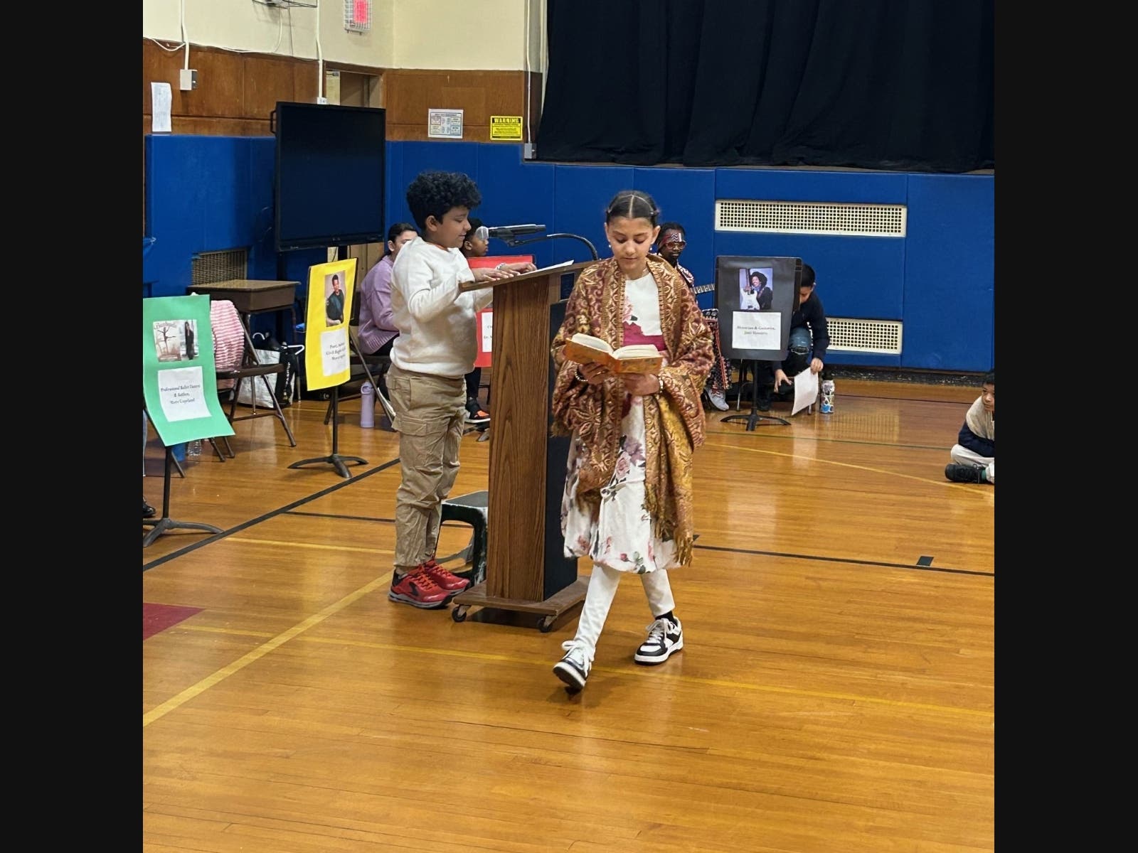 News small post card thumbnail