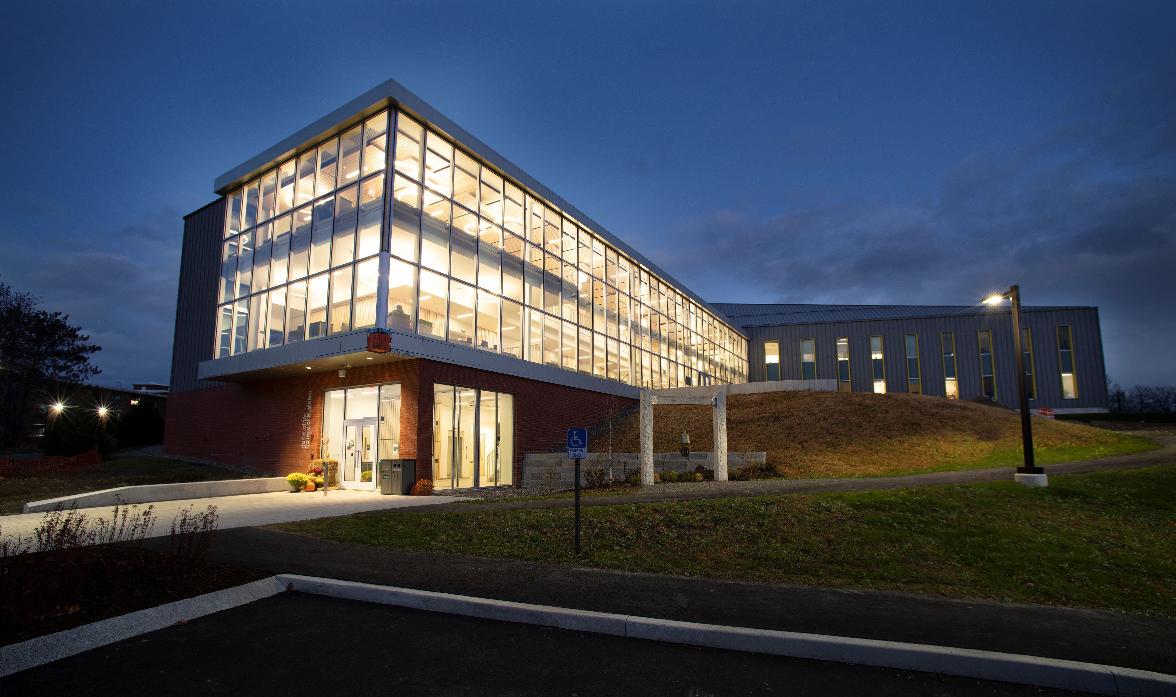 Harold Alfond Hall