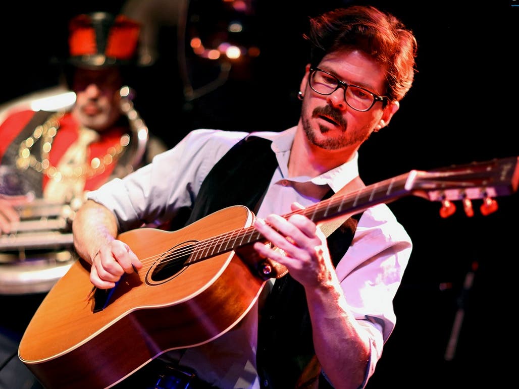 Rob Reischak is set to release his new single "Cactus," in anticipation of his upcoming album.