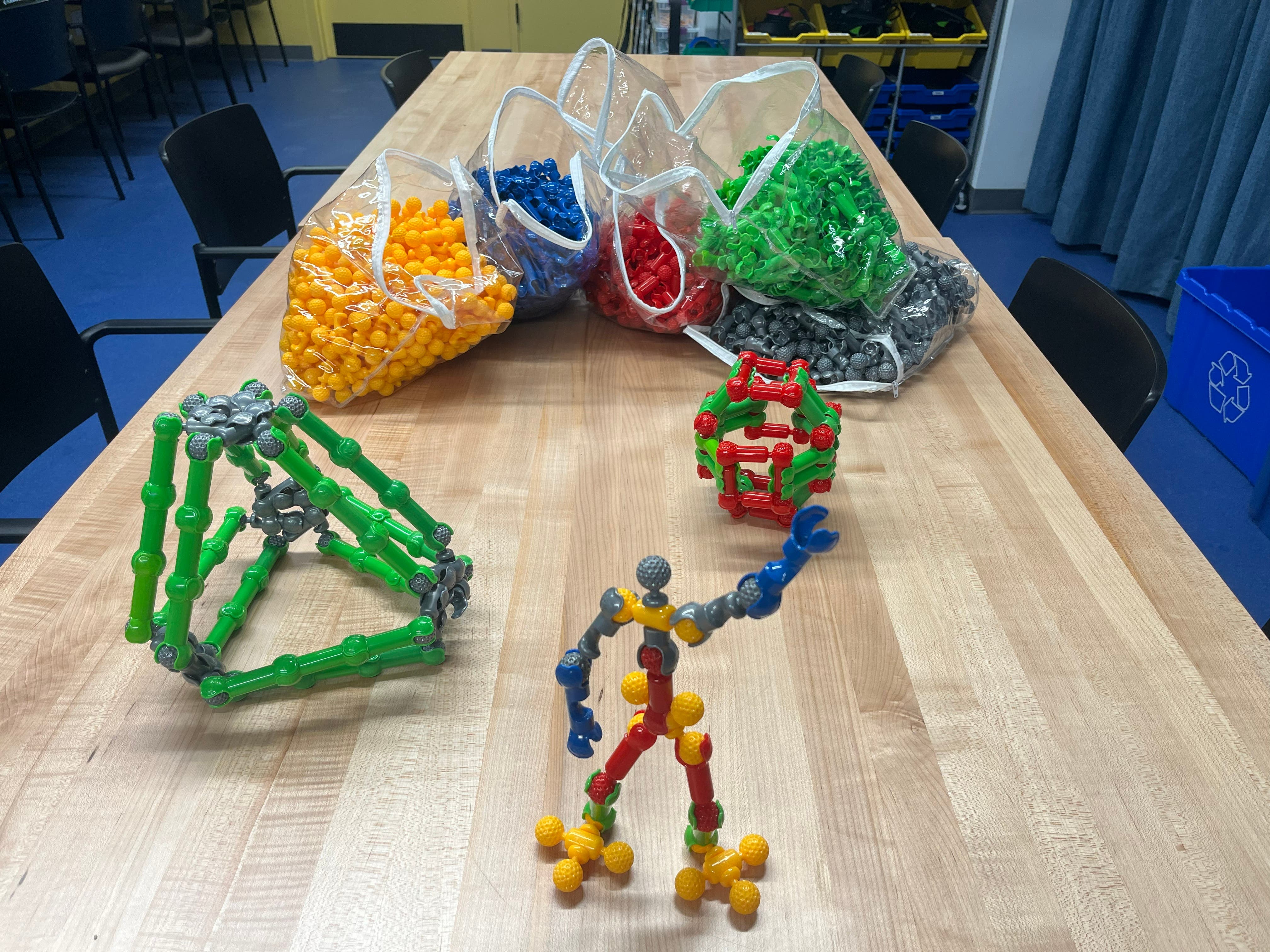 Building in Motion: Create with ZOOBs for Kids