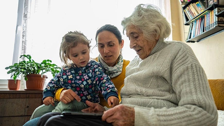 Lectures with Road Scholar: Age Well - Navigating Family Dynamics in Aging and Caregiving