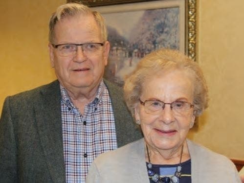 Bob and Delores Hendricks considered a variety of living options before choosing Brooksby Village for its size, amenities, and social opportunities. 