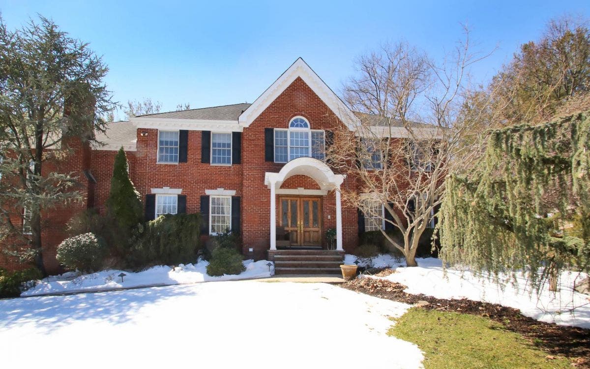 **Just Listed** Spectacular 5 BR, 4FB Center Hall Colonial Home for