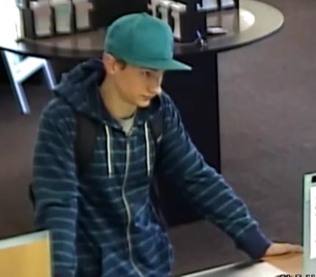 Suspect photo from Oct. 5, 2018 bank robbery.