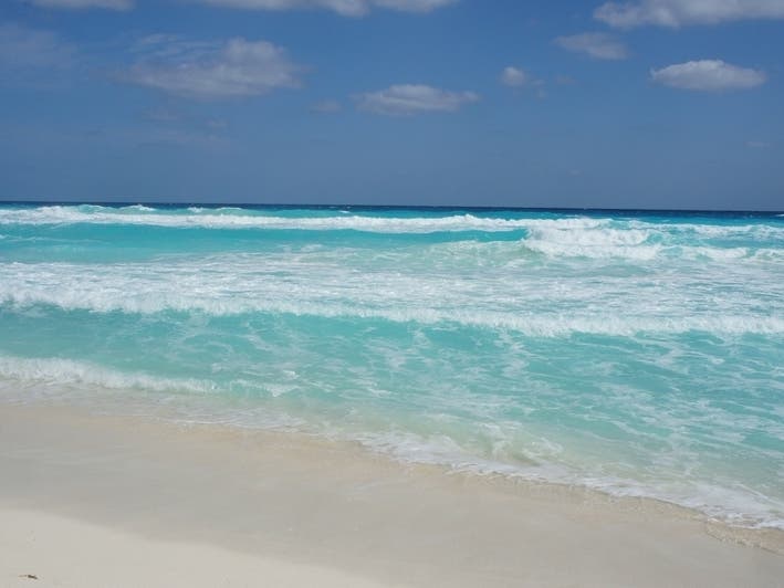 Is it time to scoop up a deal for a spontaneous adventure?