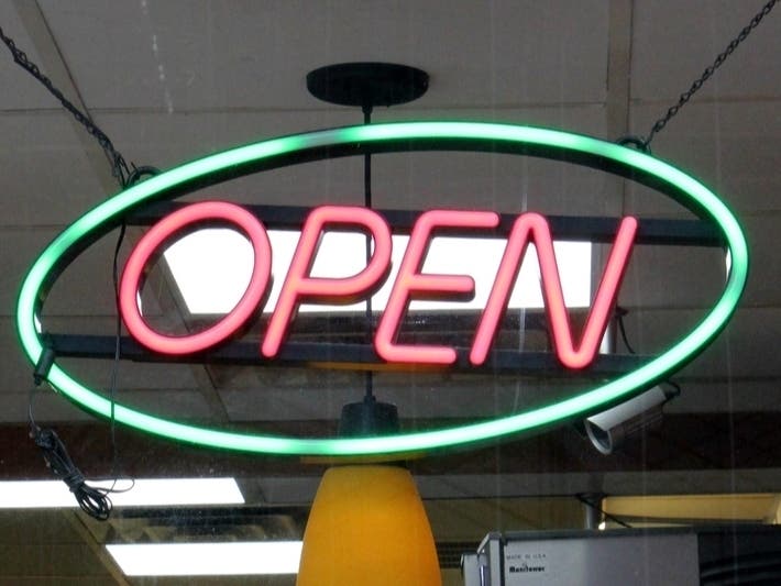 Zachary’s Chicago Pizza to open at 337 Main St., Pleasanton, CA.