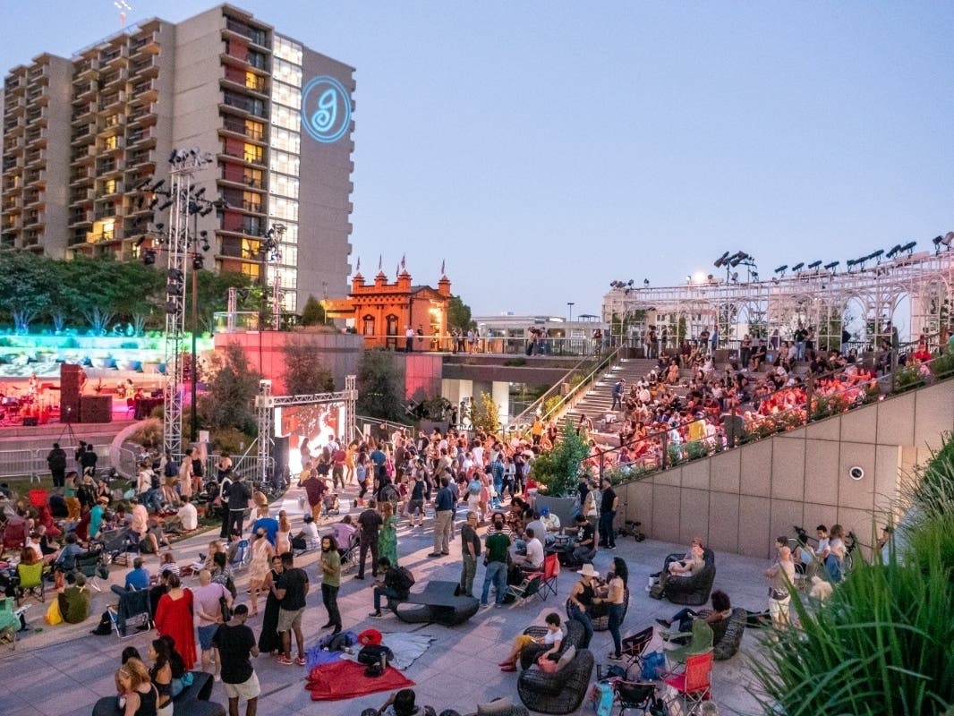 California Plaza will play host to summer 2022 free, Saturday entertainment at 350 S. Grand Ave., Los Angeles, CA.
