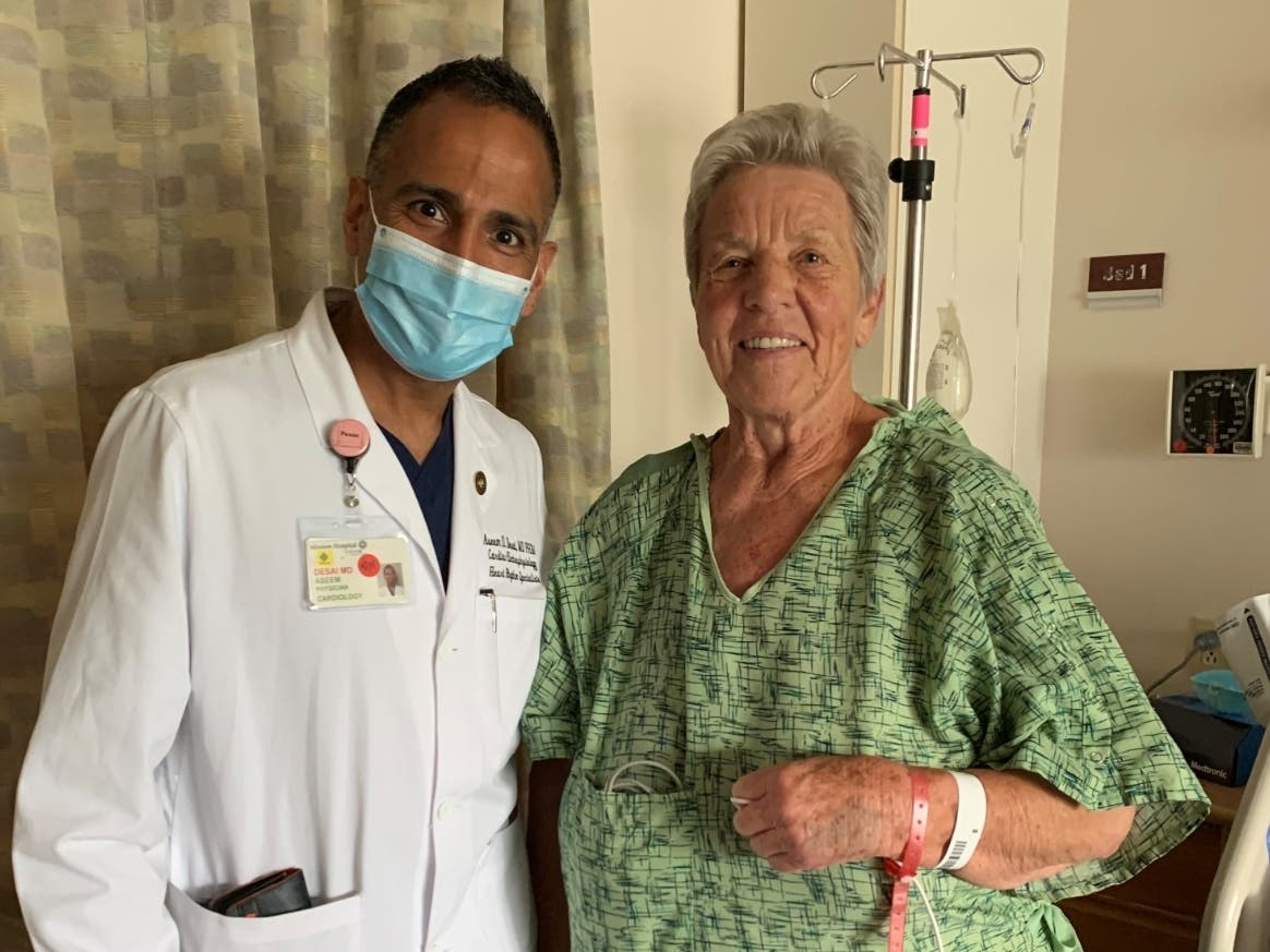 https://patch.com/img/cdn20/users/22564505/20200605/063620/styles/patch_image/public/dr-desai-and-esther-venzlaff-1000-robotic-ablationimg-9166-cropped___05183451594.jpg