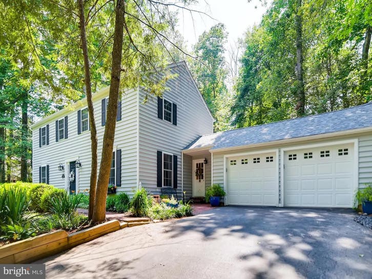 Home in Waterprivileged Severna Park Community Severna Park