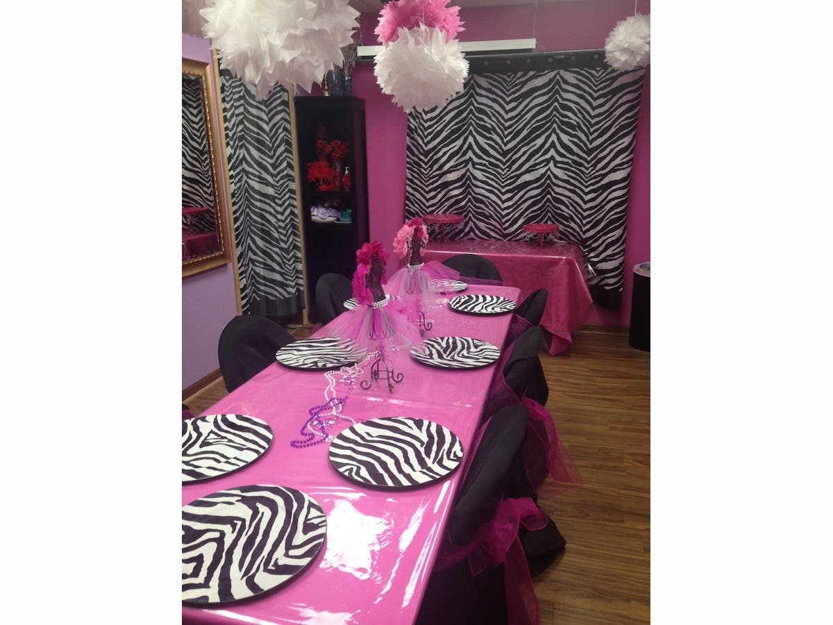 Best Birthday Party Ideas for 8 year girls olds in Milwaukee, Waukesha