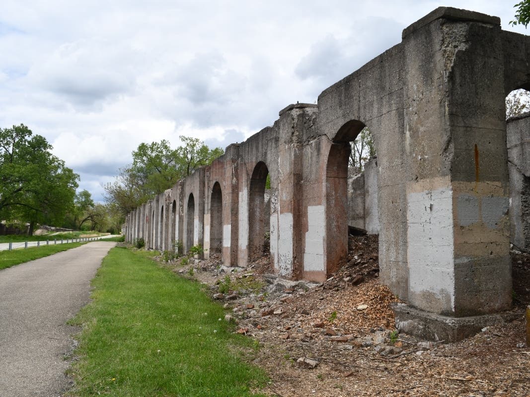 https://patch.com/img/cdn20/users/22641693/20260716/093949/styles/patch_image/public/ruins-3-joliet-iron-works-anthony-schalk-april-2026-1___16093644486.jpg