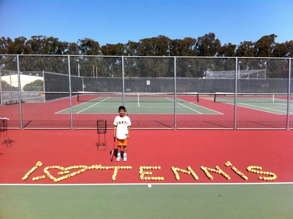 Tennis Camp of Champions: Achieve Your Victory This Summer