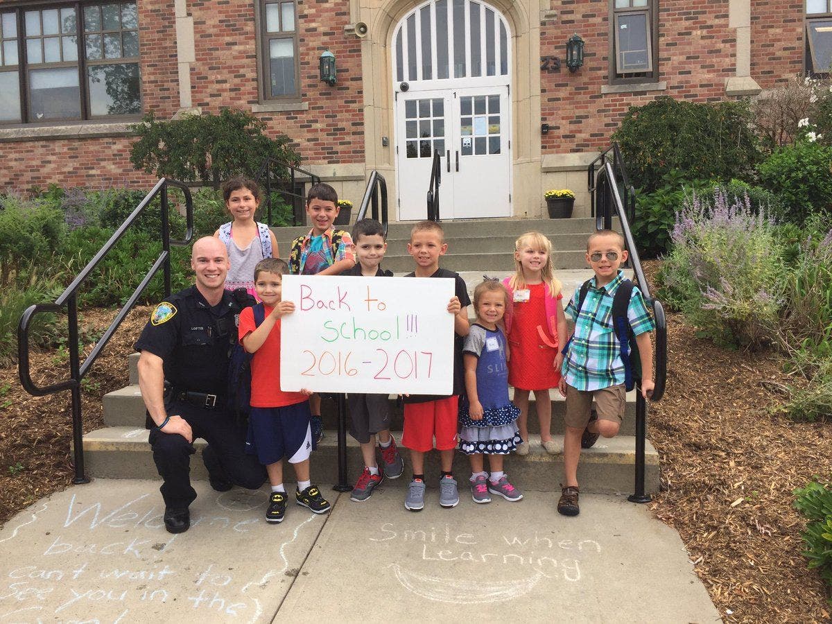 News small post card thumbnail