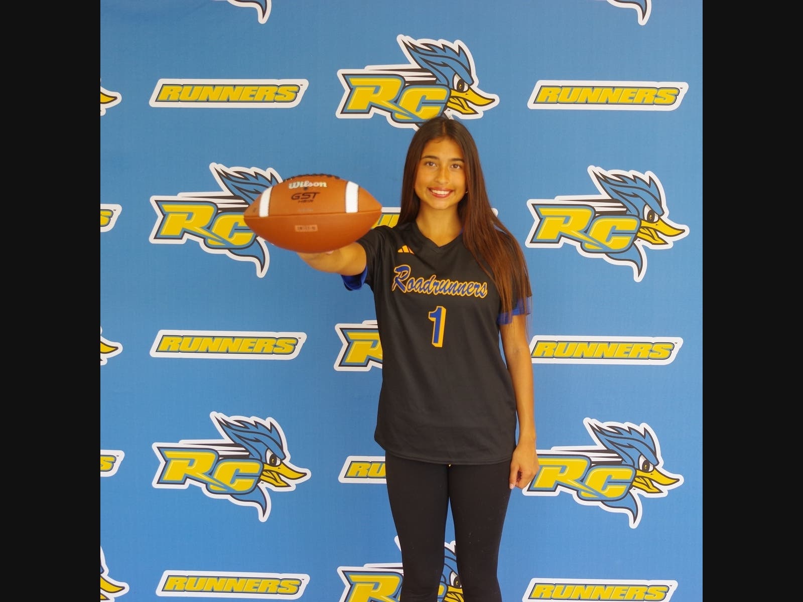Roadrunner Brianna Howard is a first-year student who plays RCSJ Women’s Soccer. She participated in flag football as a Washington Twp. high school student and looks forward to learning more about RCSJ's new women's flag football program.  