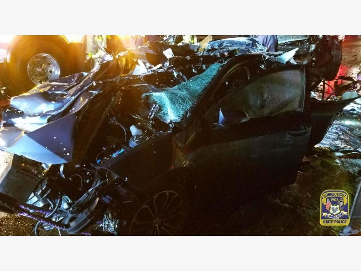 Horrific Crash Injures 2, Kills None In West Haven: State Police | West ...