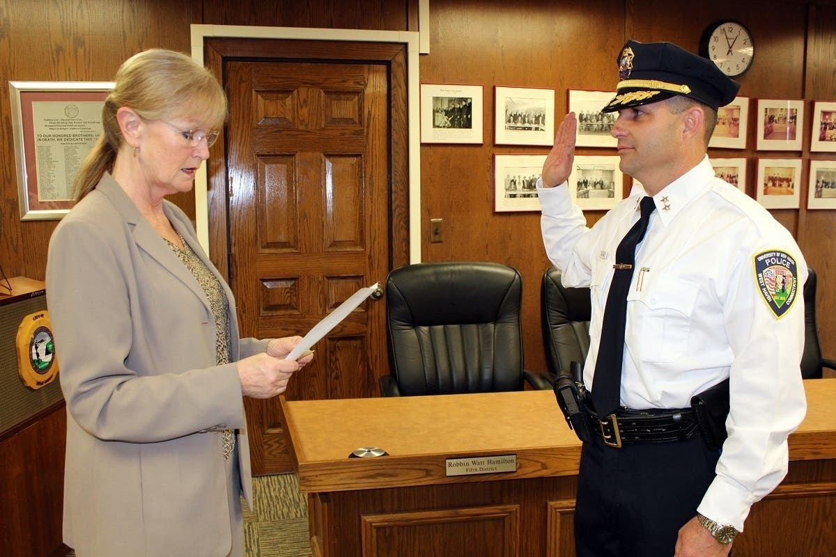 New UNH Police Chief Takes Oath Of Office In West Haven | West Haven ...