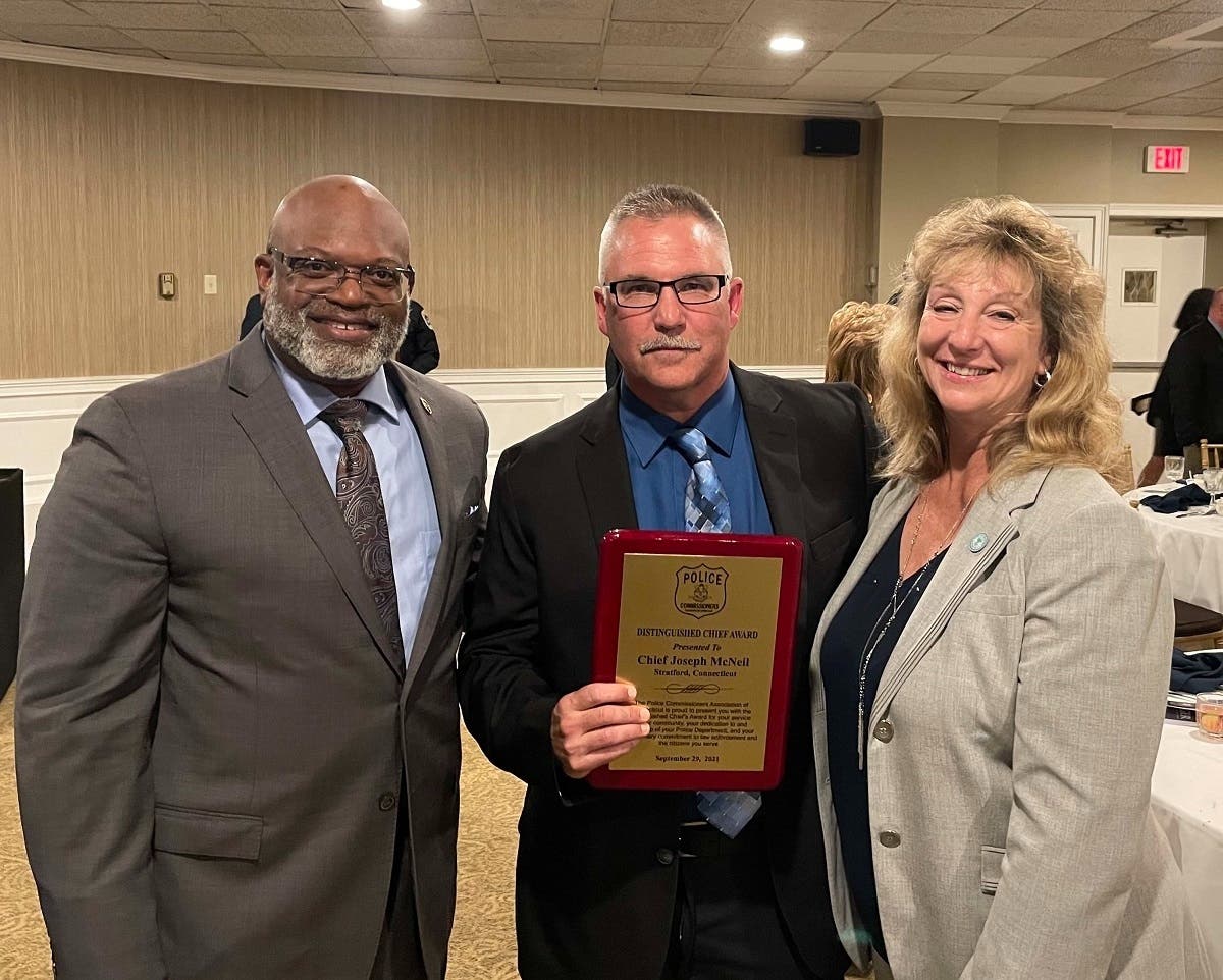 Stratford Police Chief Receives 'Distinguished Chief Award' | Stratford ...