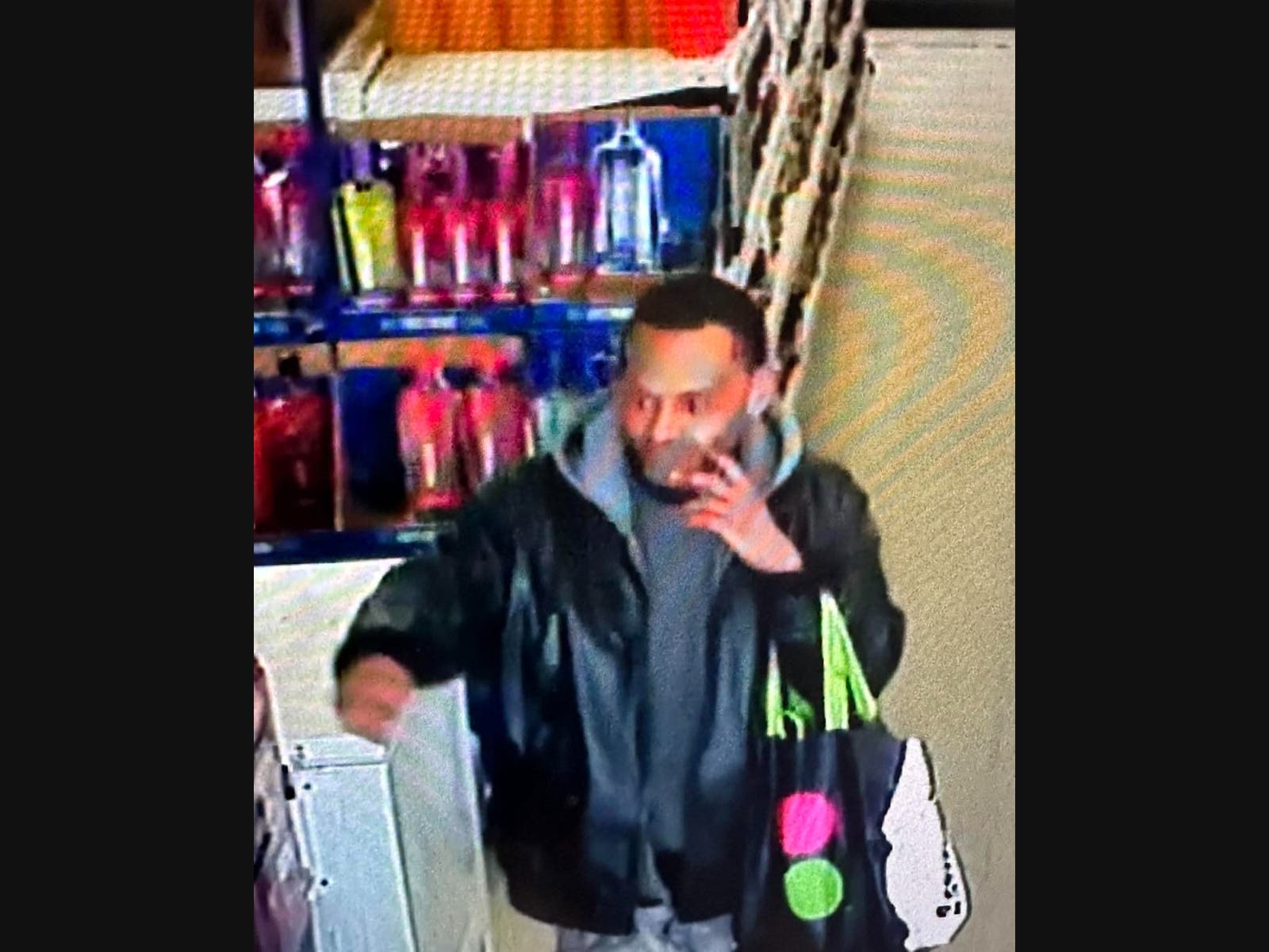 Suspect Sought In Robbery Of Liquor Store: Stratford Police | Stratford ...