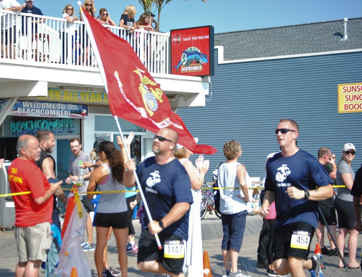 A Year After Terrorist Bombing, Seaside Semper Five Runs Again (Photos ...