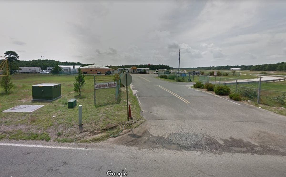 Pilot Injured As Small Plane Crashes At Lakewood Airport Lakewood, NJ