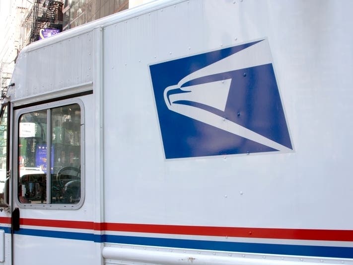 If you've stopped receiving mail for a few days, police say you should report it to the postal service. 