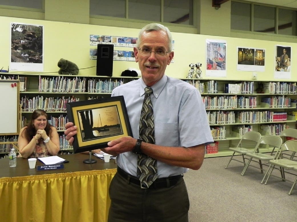 News small post card thumbnail