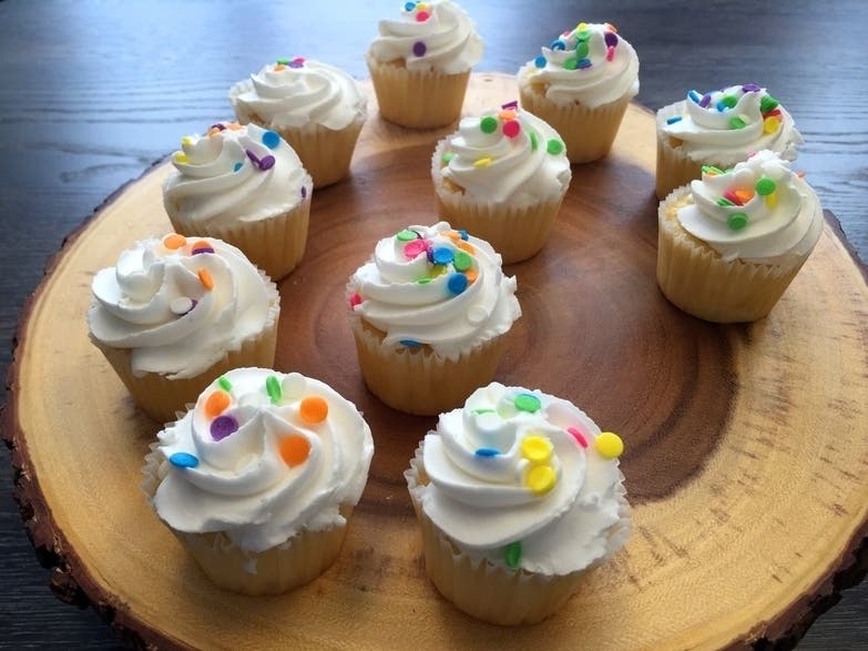 From cupcakes to decorated cookies to pies and breads, home bakers in New Jersey are now able to make a little money off their creativity in the kitchen, under new Department of Health rules. 