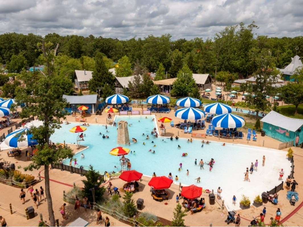 Hurricane Harbor is seeking lifeguards and other water park attendants for the 2026 season.