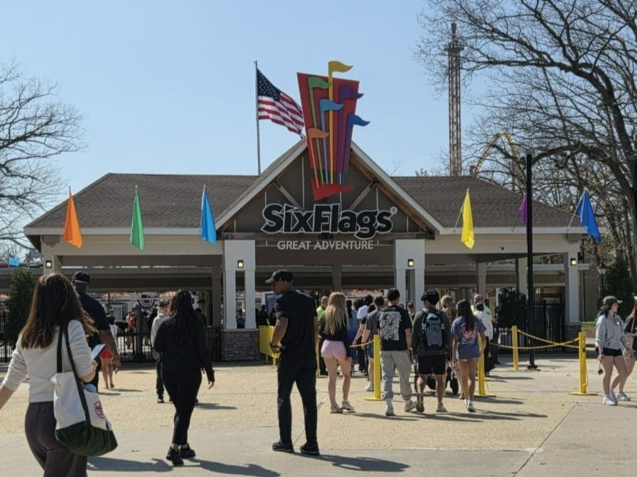 Six Flags Great Adventure is hiring staff for its fall festival events.