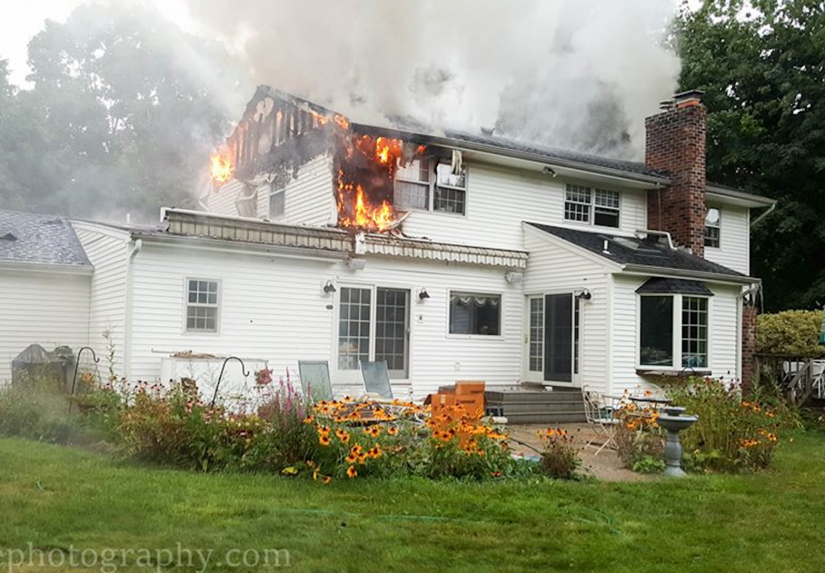 https://patch.com/img/cdn20/users/22821259/20160726/055300/styles/raw/public/article_images/greenlawn_house_fire6-1469569733-8943.png