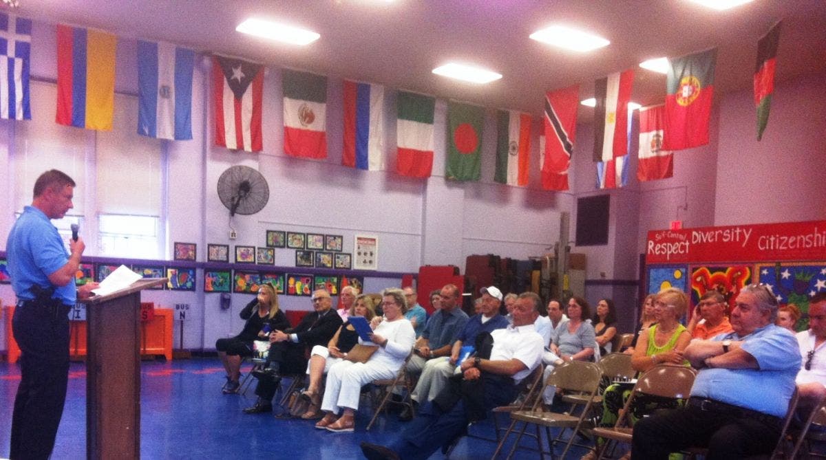 News small post card thumbnail